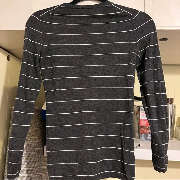 Striped sweater - Picture 5 of 5